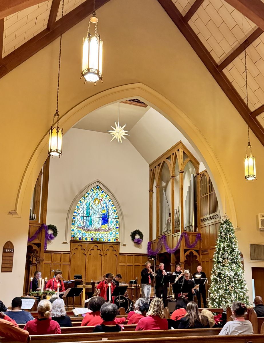 Sunday Night Live at Christmas